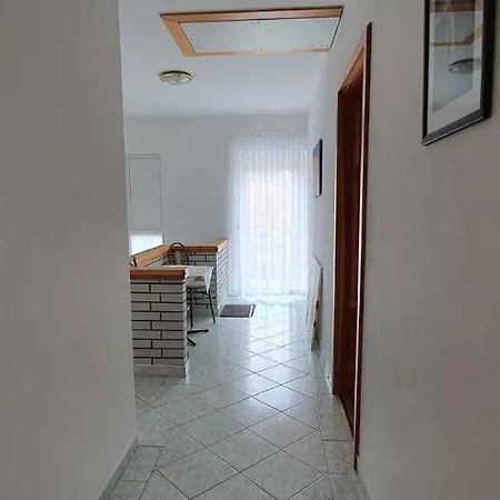 In - Balaton 43408 Apartman *