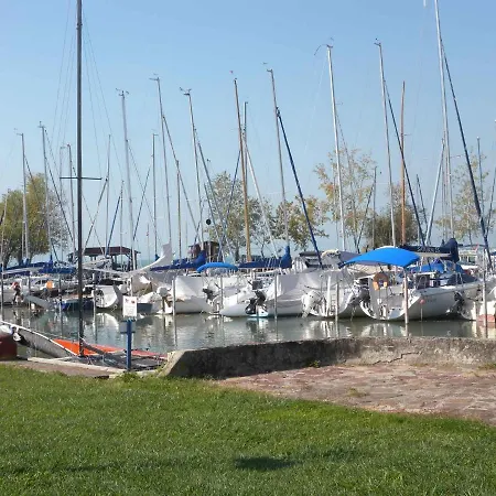 Apartman In - Balaton 43408