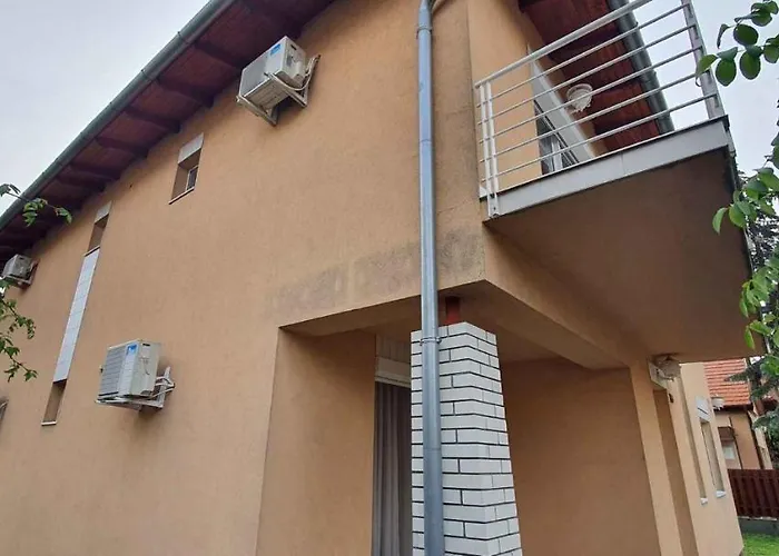 In - Balaton 43408 דירה